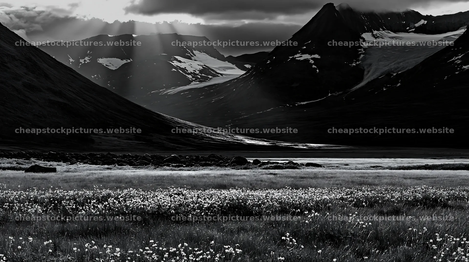 Sunbeams over Jotunheimen valley meadow – stock pictures 10608x5938